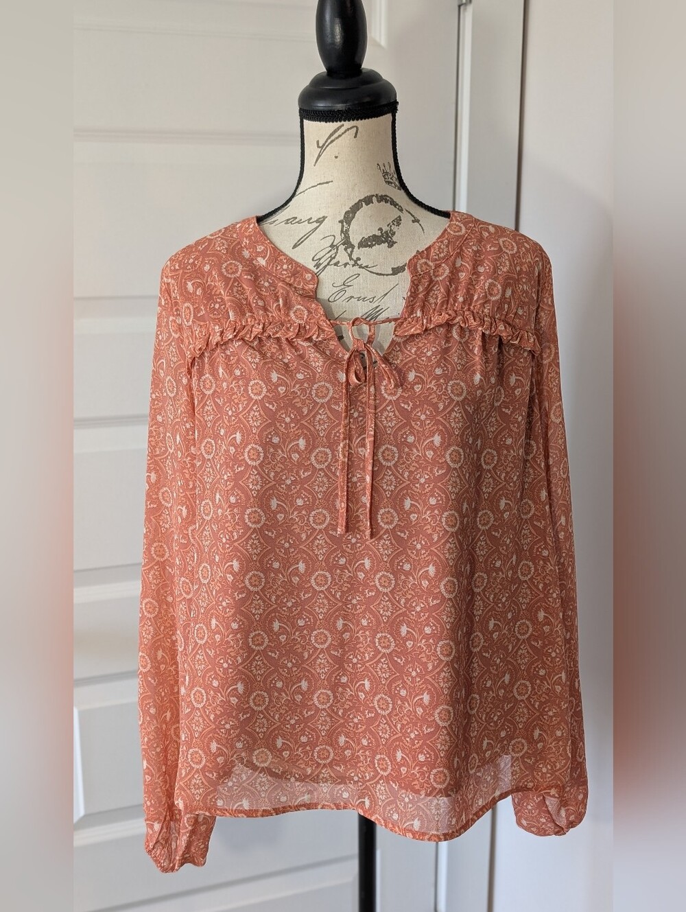 Wonderly Rust Paisley Tie-Front Peasant Blouse Size XL - Picture 9 of 9